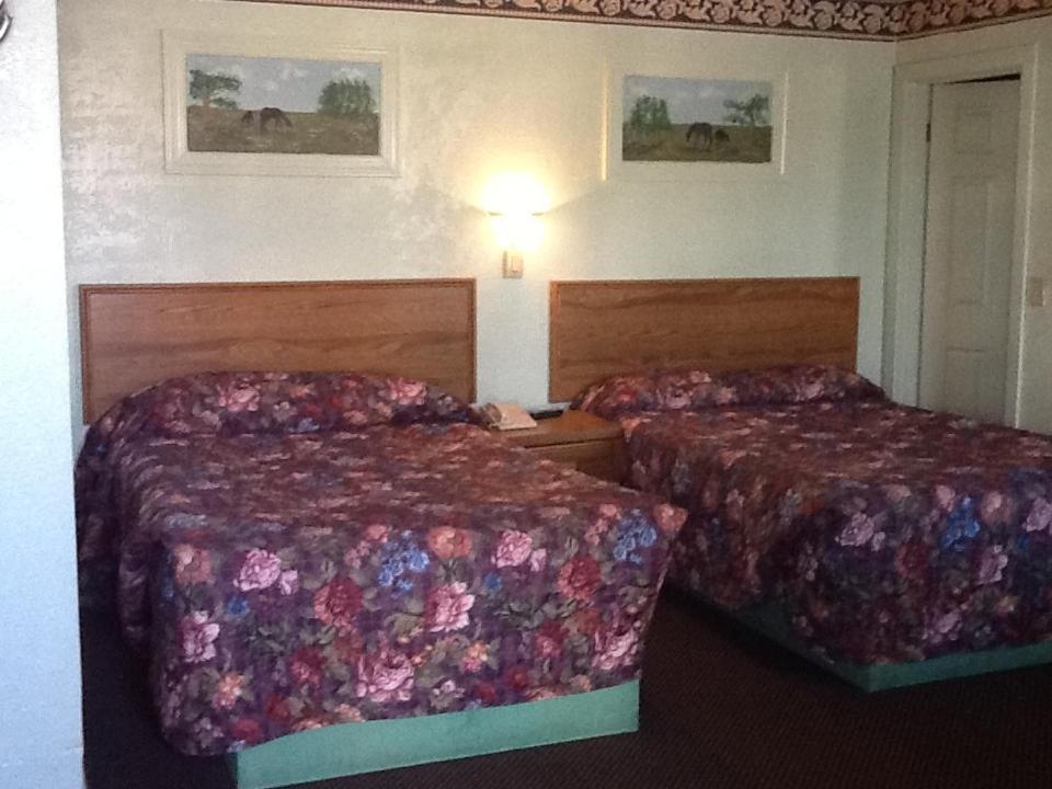Bedford Inn Shelbyville Chambre photo